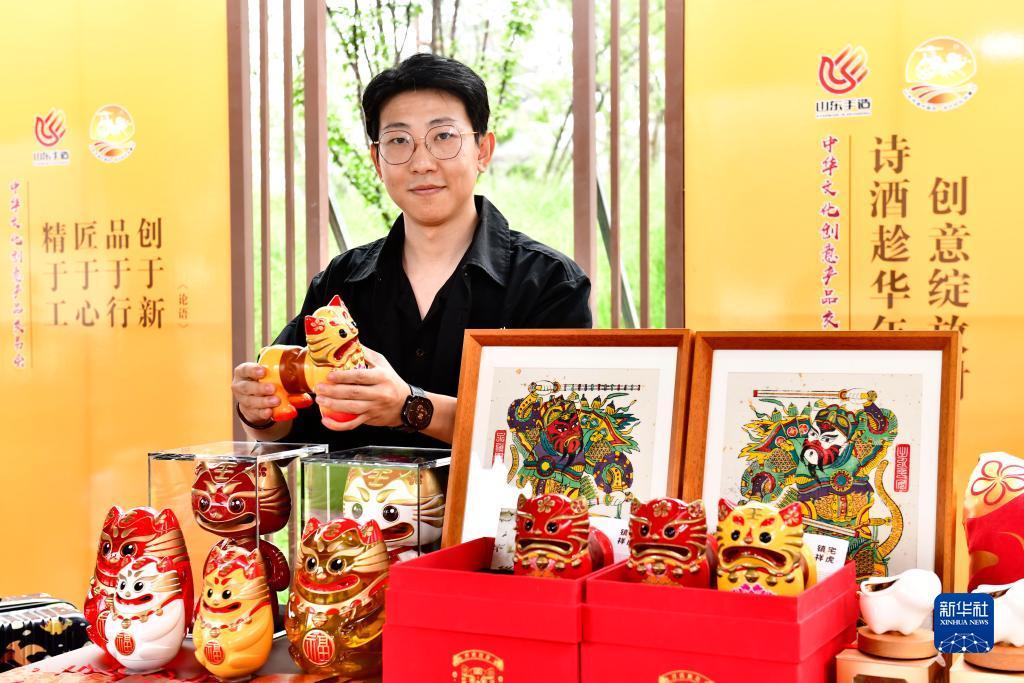 抢庄牛牛棋牌游戏